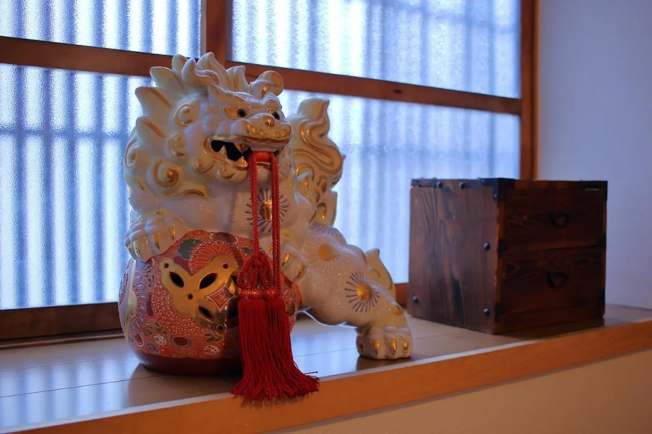 Kyo Maimai Near World Heritage Toji Temple Kyoto